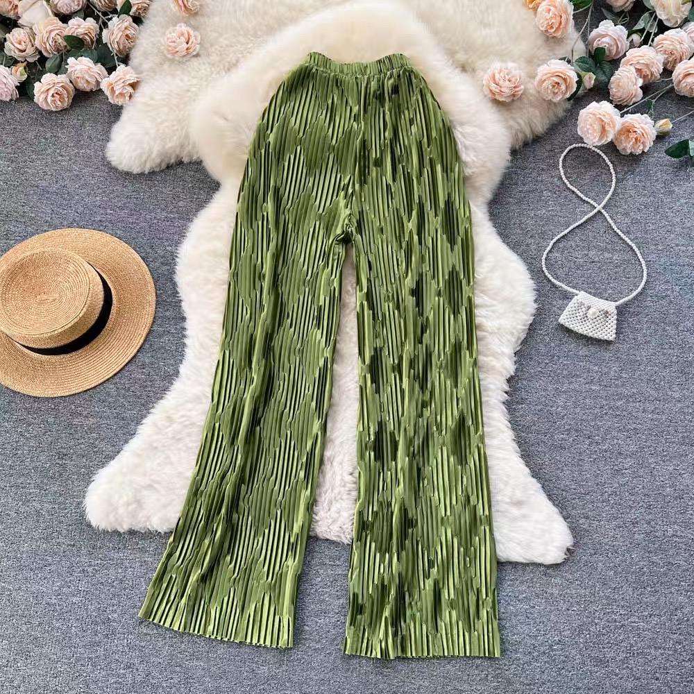 La representing trousers CP17 images